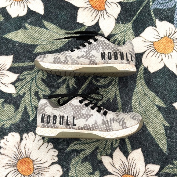 NOBULL superfabric trainers camo women’s size 7 - Picture 1 of 7